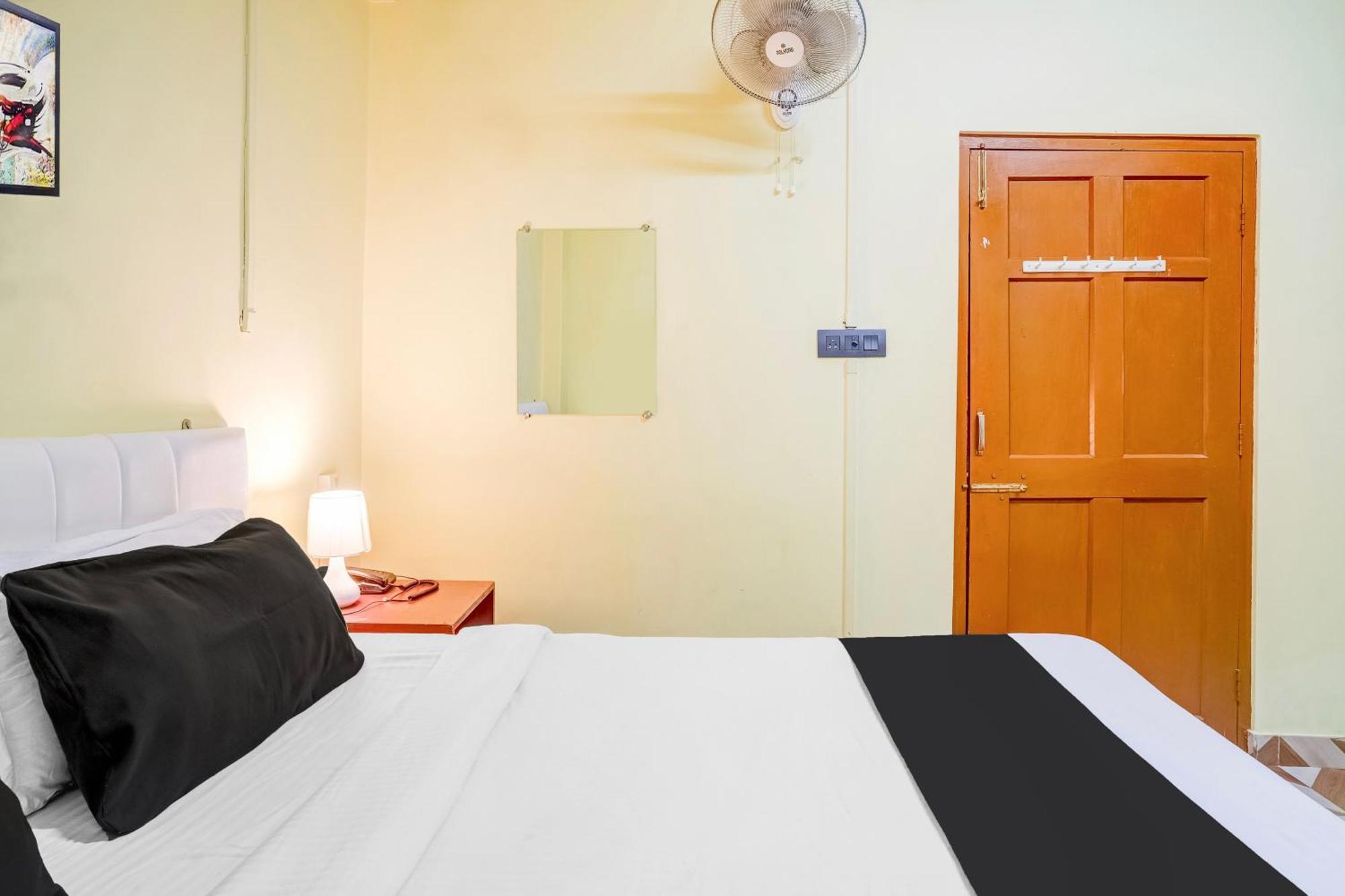 Super Hotel O Rynjah Шилонг Екстериор снимка